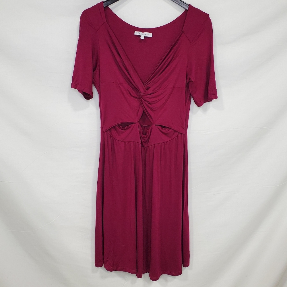 The Vanity Room Midi Dress